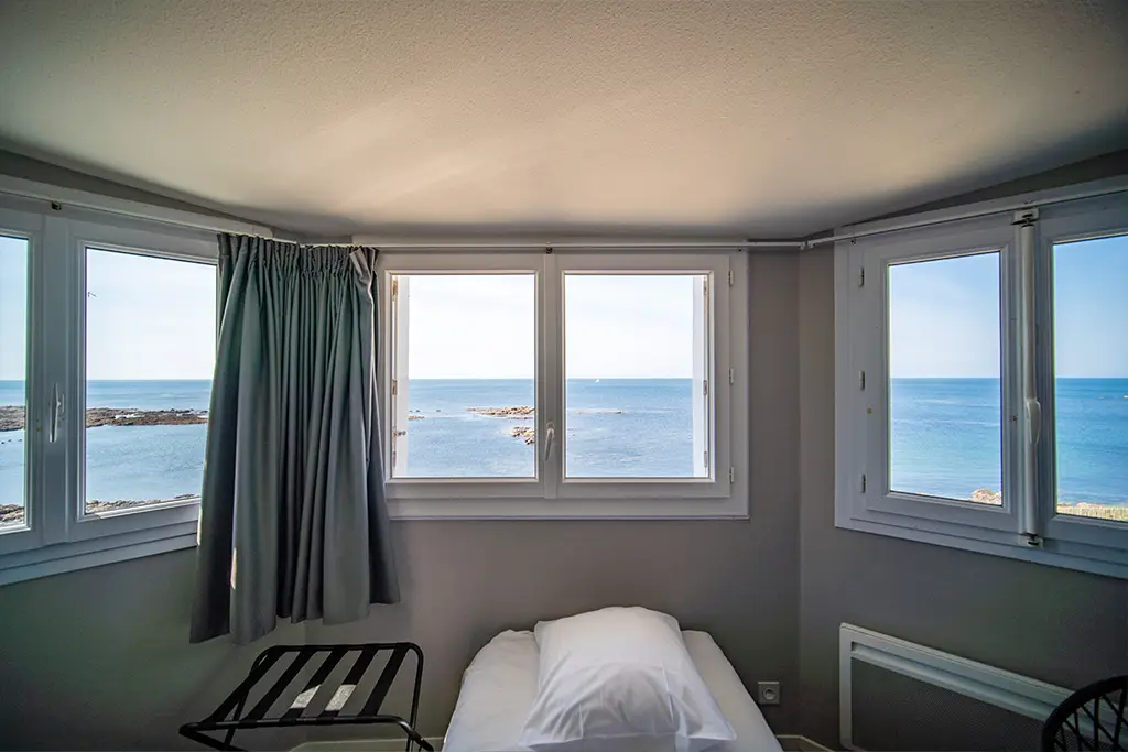 chambre vue mer quadruple familiale à Les Sables d'Olonne hôtel La Villa Saint Jean