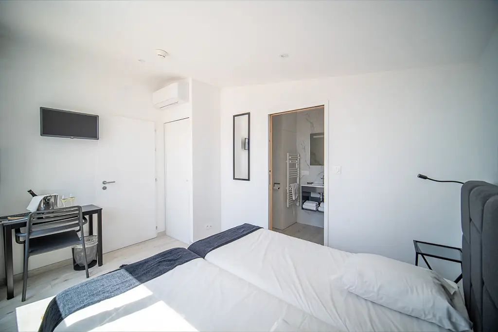 chambre luxe avec vue mer à Les Sables d'Olonne hôtel La Villa Saint Jean